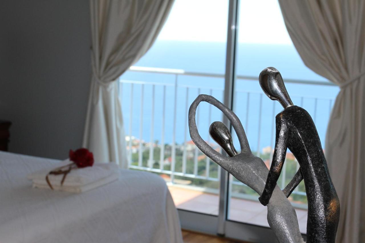 Villa Abreu - A Wonderful Ocean View Calheta  Bagian luar foto