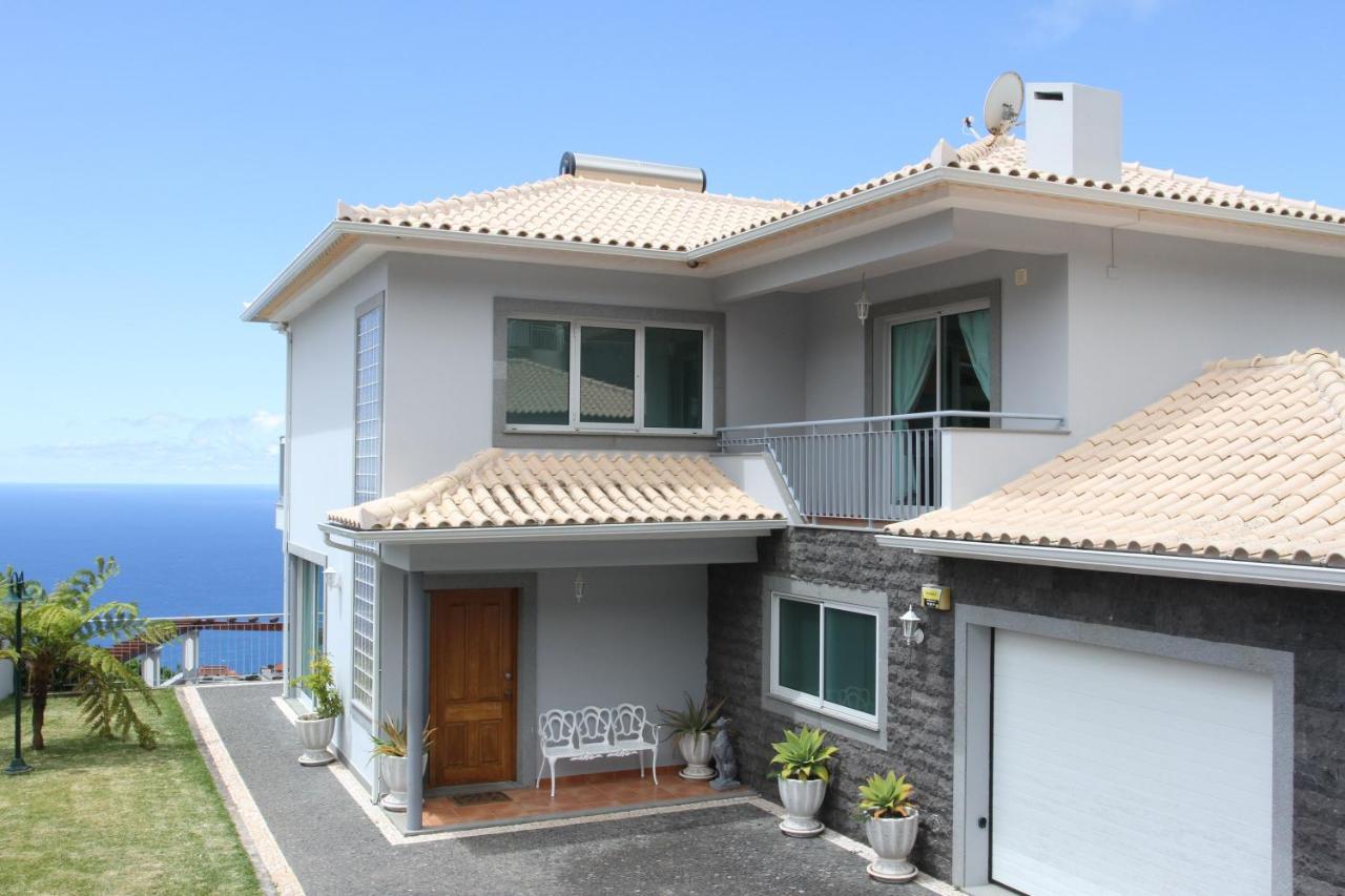 Villa Abreu - A Wonderful Ocean View Calheta  Bagian luar foto