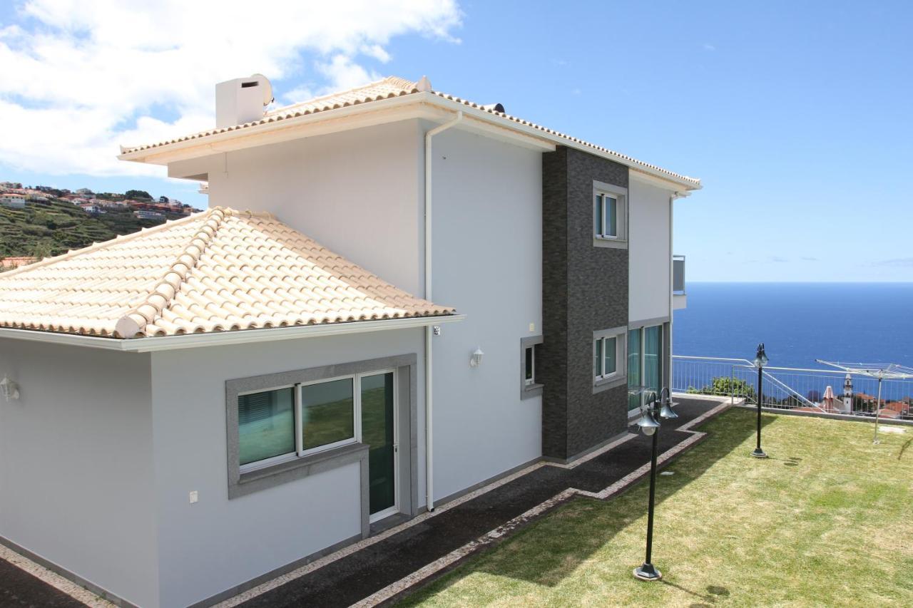 Villa Abreu - A Wonderful Ocean View Calheta  Bagian luar foto