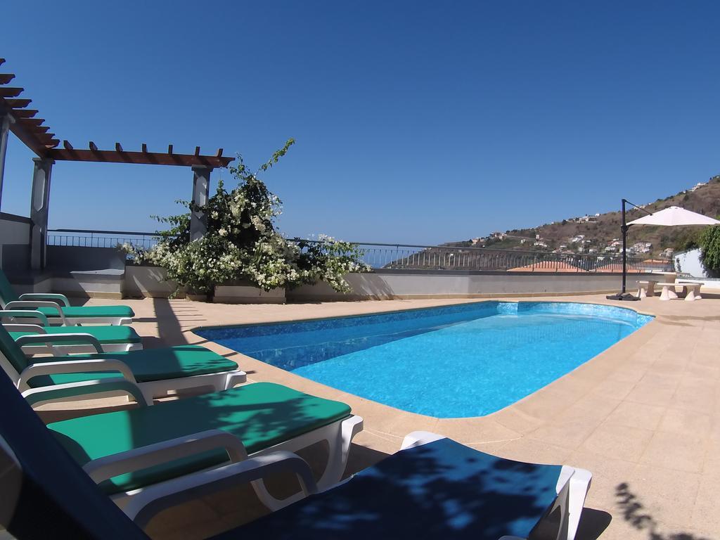 Villa Abreu - A Wonderful Ocean View Calheta  Bagian luar foto