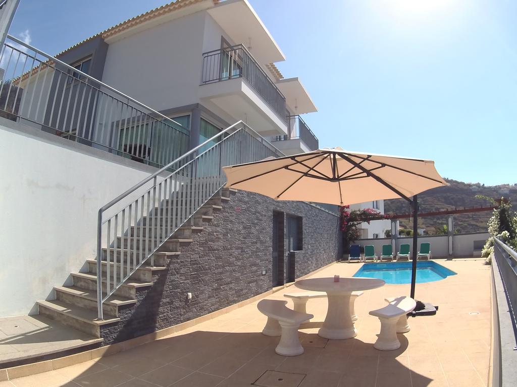 Villa Abreu - A Wonderful Ocean View Calheta  Bagian luar foto