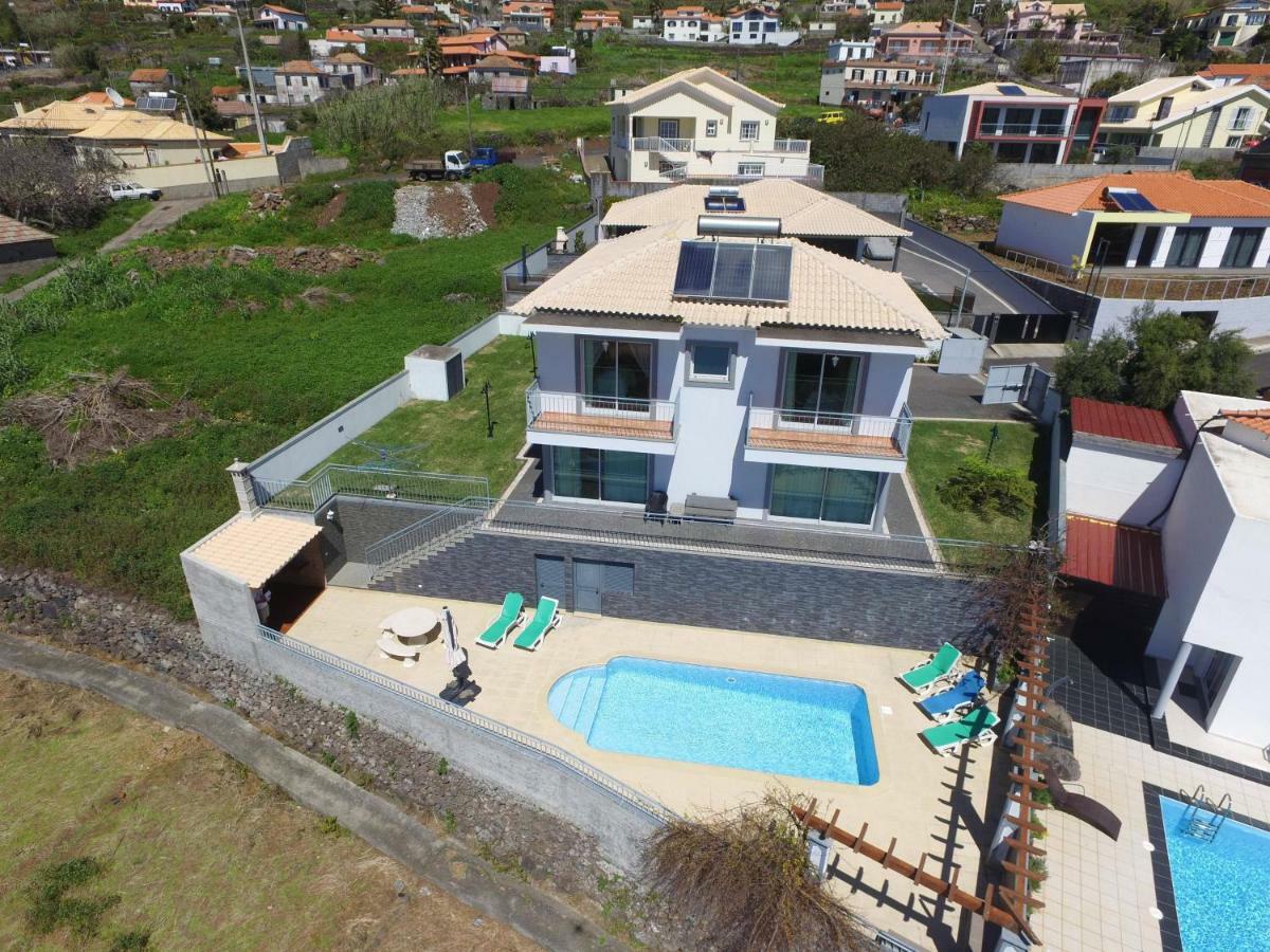 Villa Abreu - A Wonderful Ocean View Calheta  Bagian luar foto