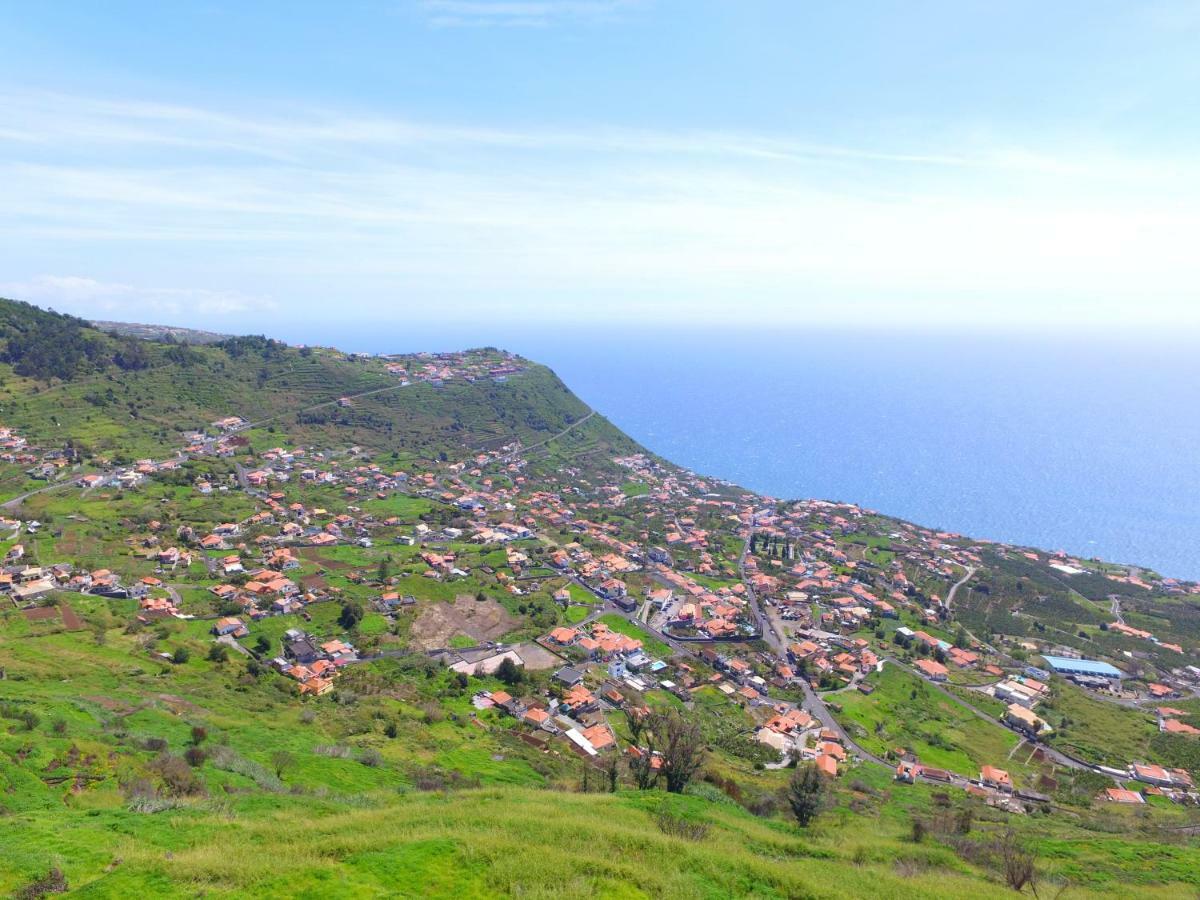 Villa Abreu - A Wonderful Ocean View Calheta  Bagian luar foto